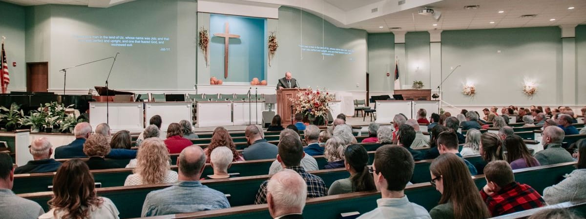 AOS LIDERES FAMILIARES E DA IGREJA